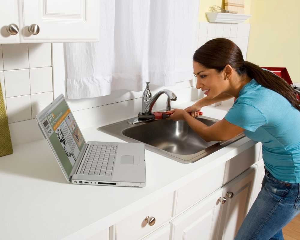 3 Things to Know Before Fixing a Dripping Faucet